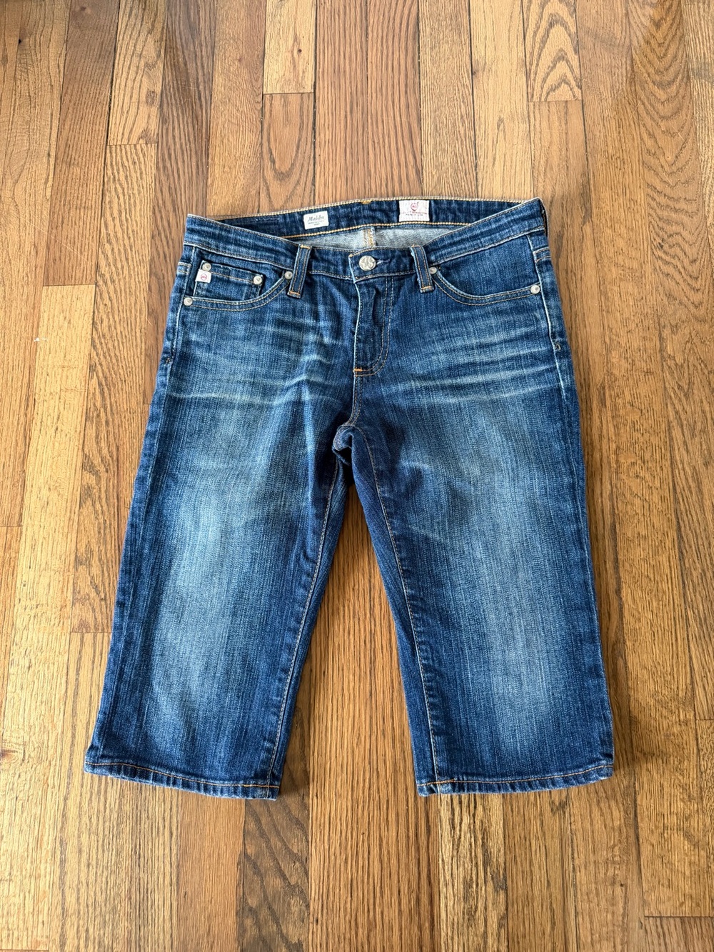 Ag Adriano Goldschmied Malibu Bermuda Length Short Women’s Made in USA Size 27